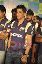 Shahrukh Khan ties up with XXX energy drink for Kolkatta Knight Riders and jersey launch in MCA on 9th March 2010 (21).JPG